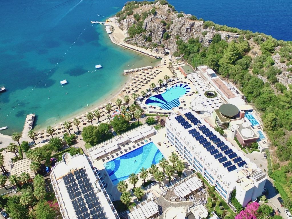 Mavi Bayraklı Turunç Plajı